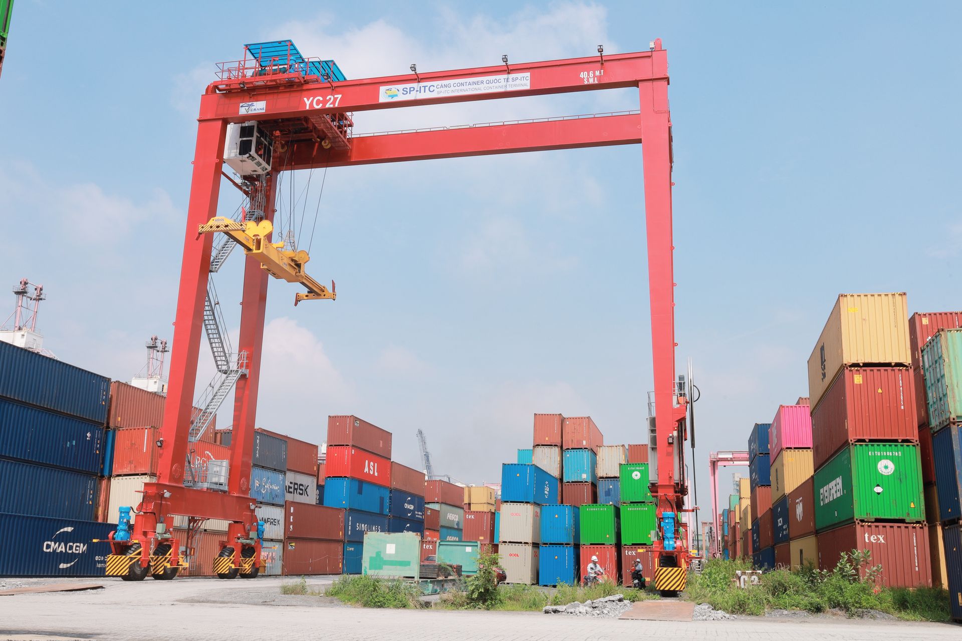 Cẩu RTG YC27 tại Cảng Container Quốc tế SP-ITC